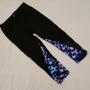Gaiam Crop Leggings Calf Length Black Tie Dye Blue Purple White Womens M